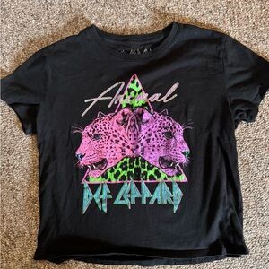 Def Leppard animal crop T-shirt